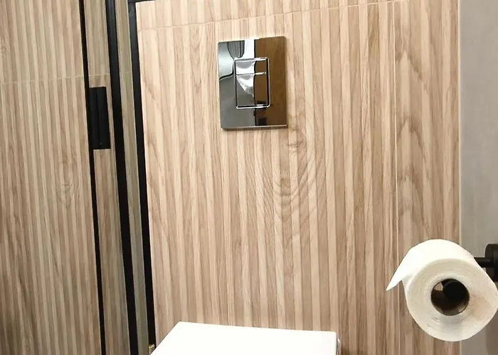 Elegant Lux Готель 4*