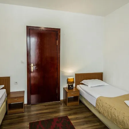 Elegant Lux Отель Банско