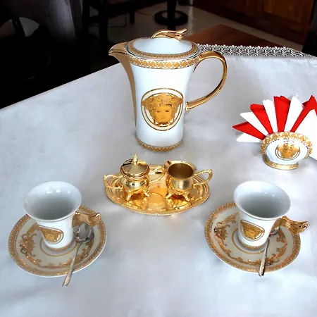 Elegant Lux Отель 4*