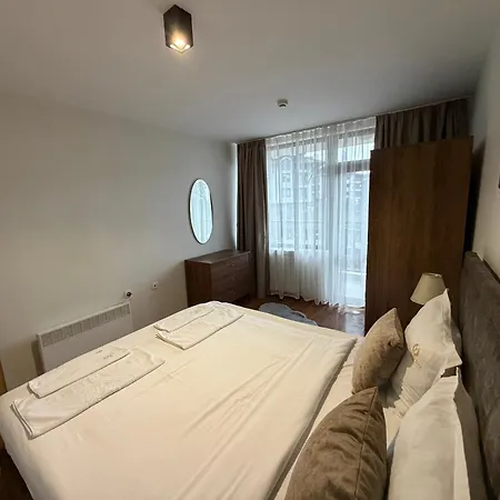 Elegant Lux 4* Bansko