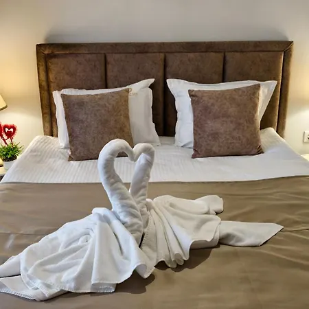 Elegant Lux 4* Bansko