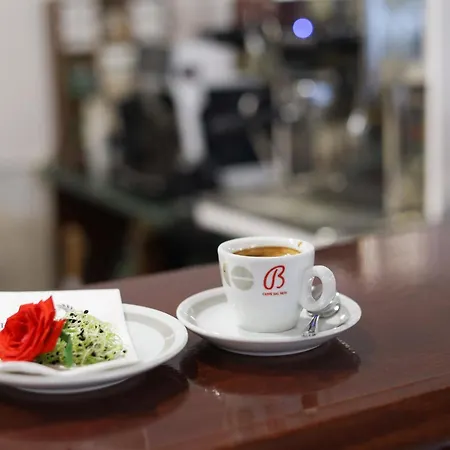 Hotel Elegant Lux 4*